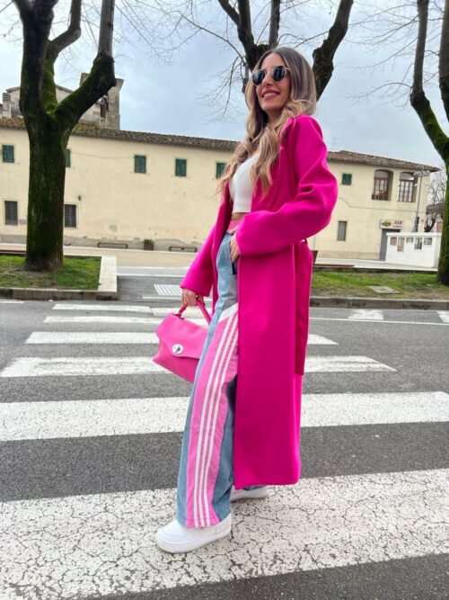 Cappotto fucsia con cintura