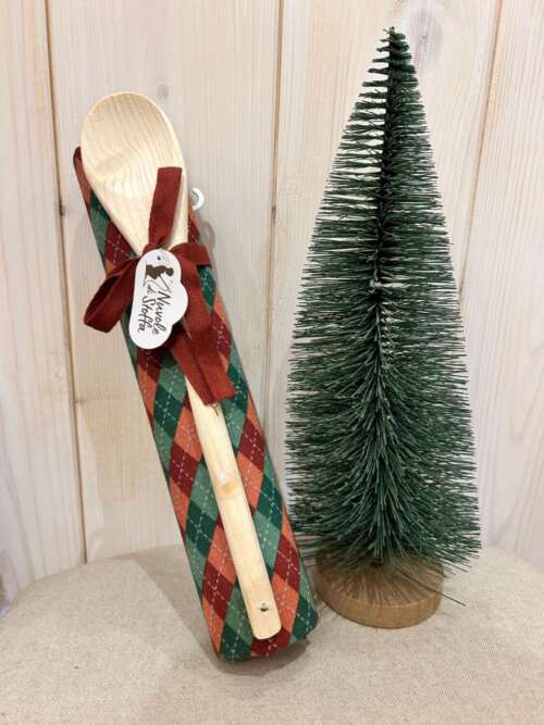 canovaccio con mestolino in legno fantasia rombi bordeaux e verdi