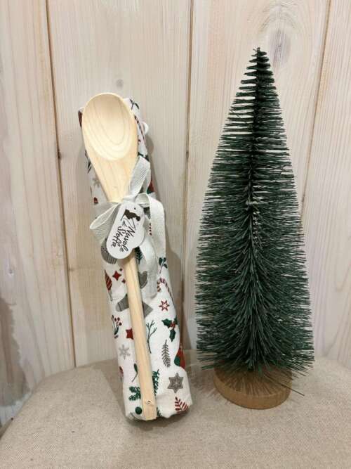 canovaccio con mestolino in legno fantasia  berretti