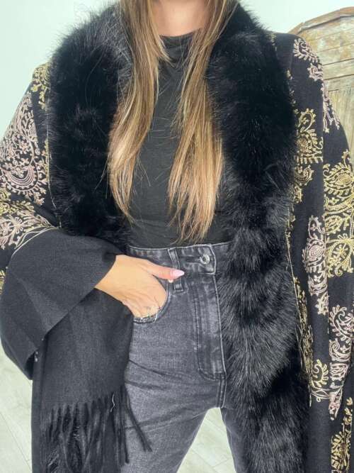 sciarpa mantella nera