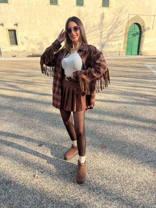 Camicia oversize quadri e frange