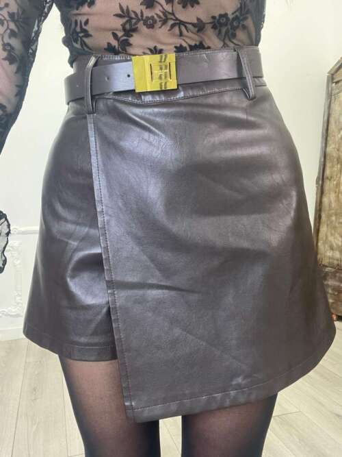 Panta gonna marrone shakira