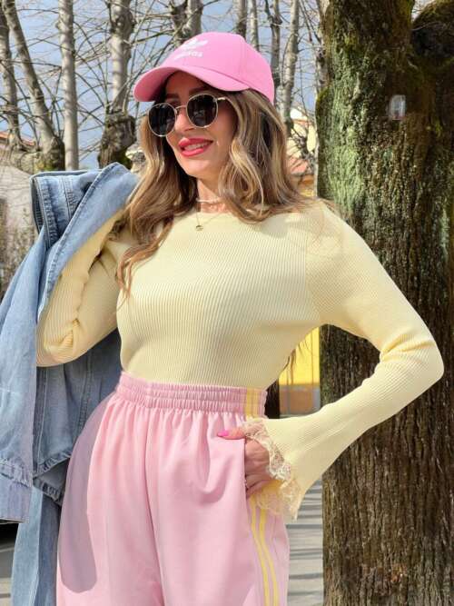 maglia jenevieve gialla