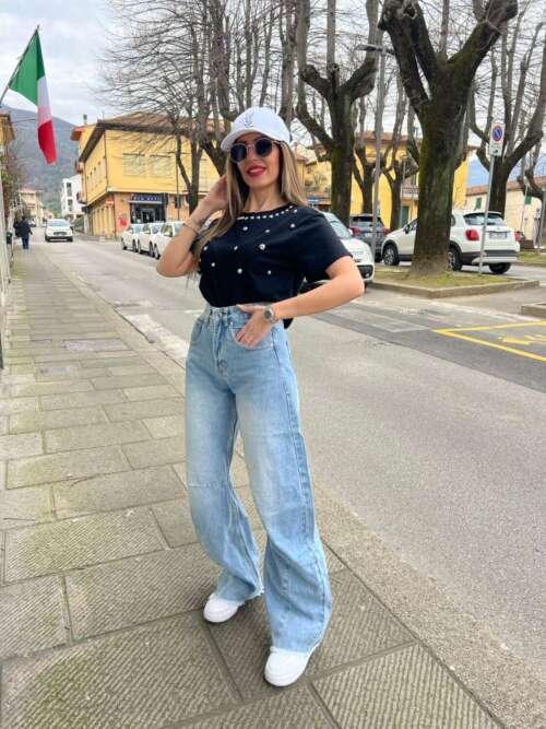 t-shirt borchiette cuore nera